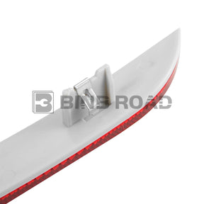 63147203237 + 63147203238 Rear Bumper Reflector