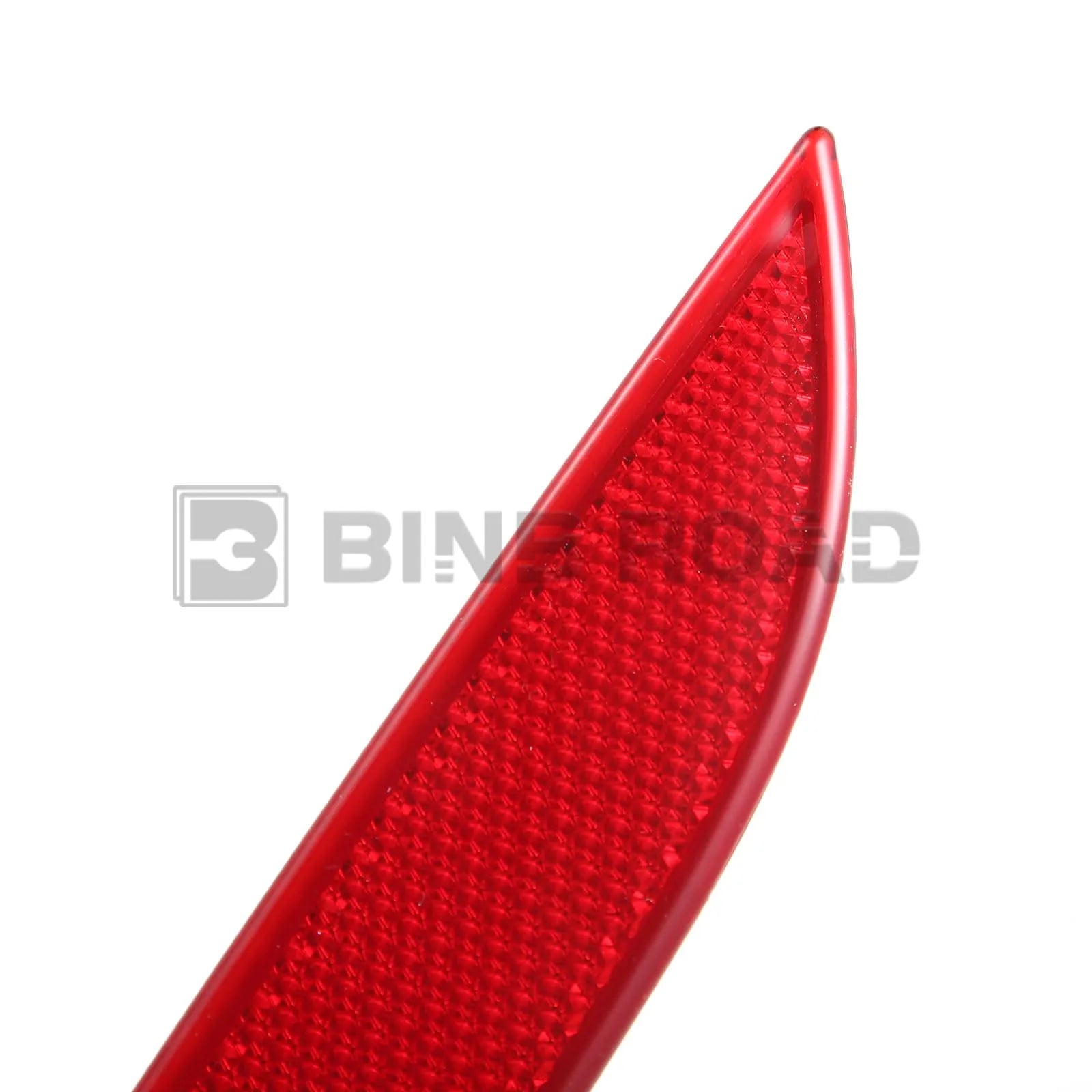 63146915039 + 63146915040 Rear Bumper Reflector
