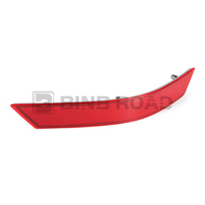 US 1648200374 + 1648201574 Rear Bumper Reflector Left Right