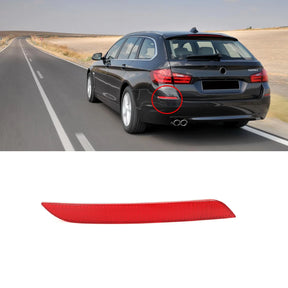 63147203237 + 63147203238 Rear Bumper Reflector