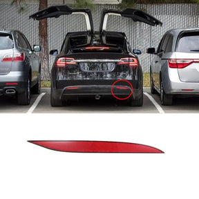 1034342-00-C + 1034343-00-C Bumper Reflector