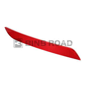 63147203237 + 63147203238 Rear Bumper Reflector