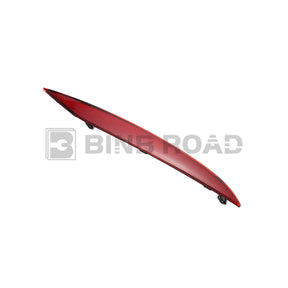 1034342-00-C + 1034343-00-C Bumper Reflector