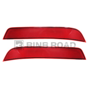 1648200974 + 1648201074 Rear Bumper Reflector