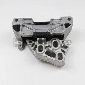  2472403100 1772407200  Left Transmission Mount
