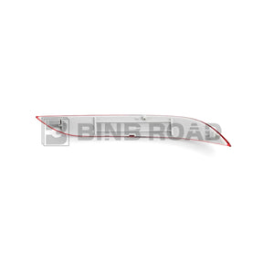 63146915039 + 63146915040 Rear Bumper Reflector