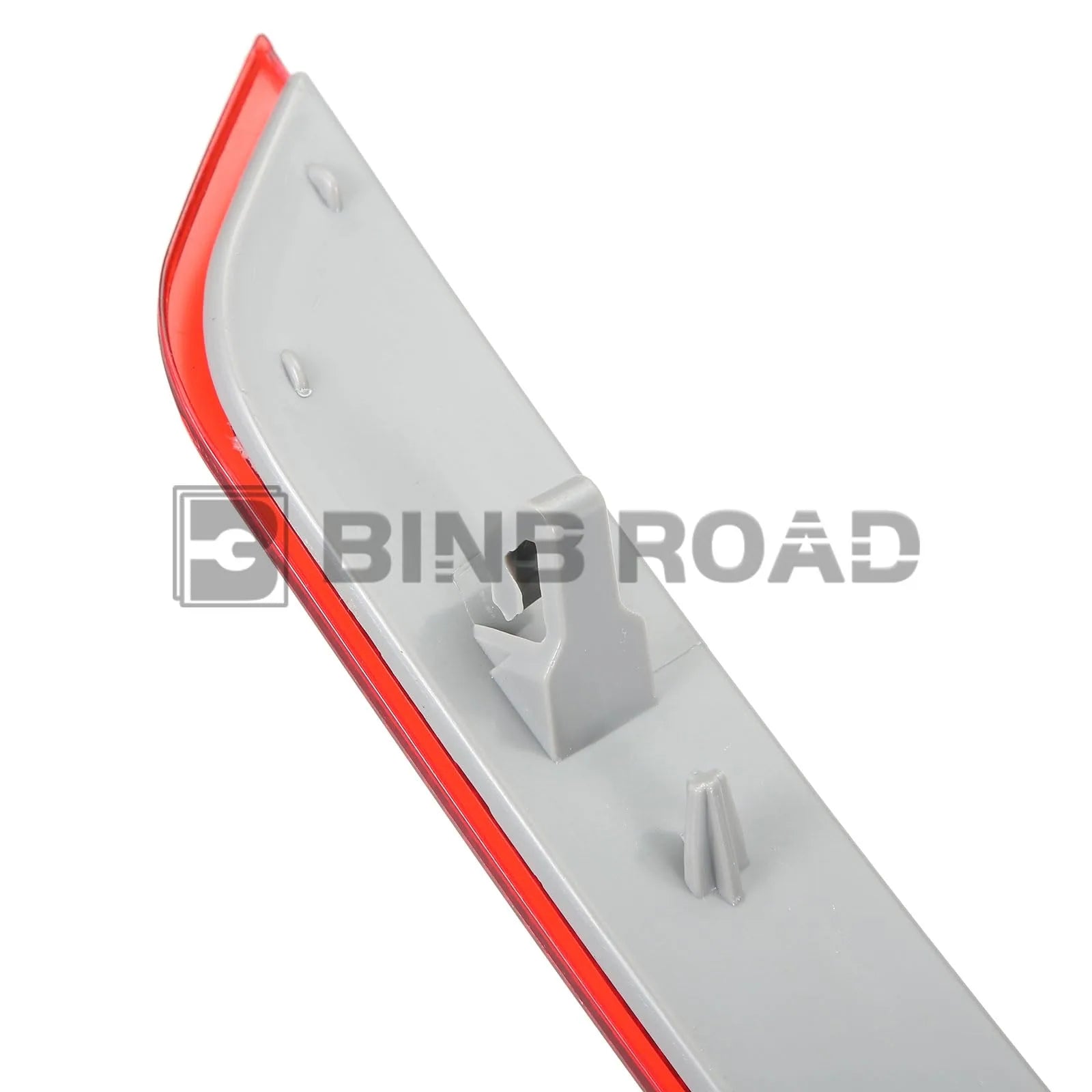 2518200174 + 2518200274 Rear Bumper Reflector