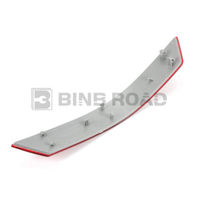US 1648200374 + 1648201574 Rear Bumper Reflector Left Right