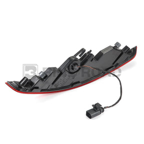 95B945725D + 95B945726D Rear Bumper Reflector