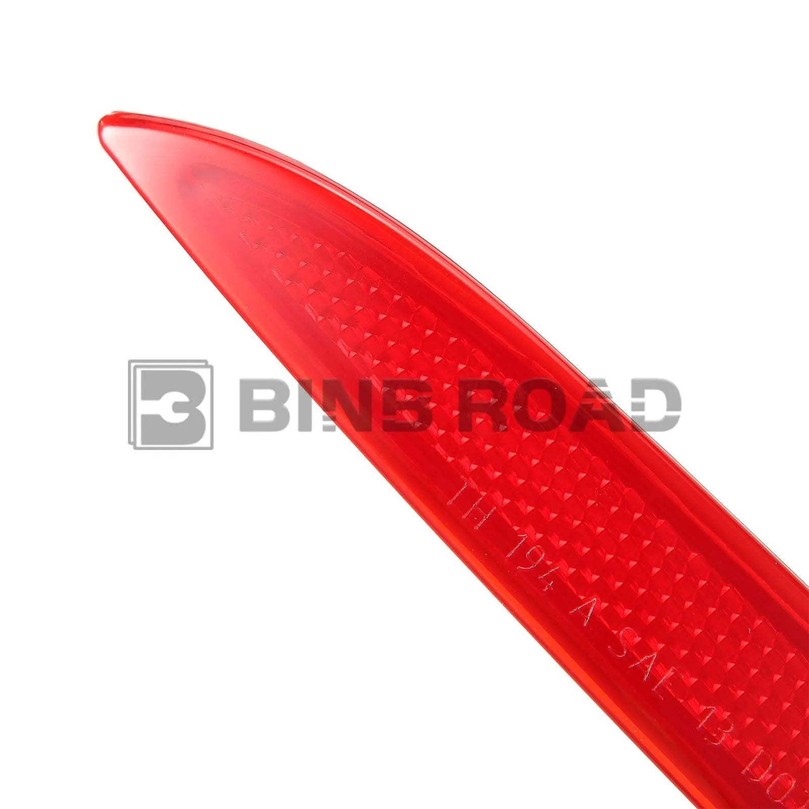US 63147338807 + 63147338808 Rear Bumper Reflector