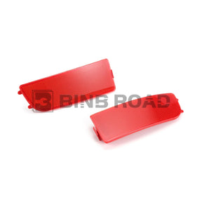 US 9068260040 + 9068260140 Rear Bumper Reflector