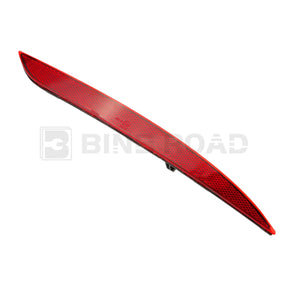 1495817-00-C 1495818-00-C Rear Bumper Reflector